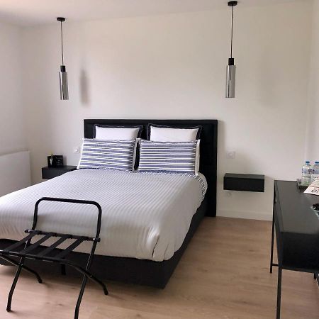 Hotelya - Lille Villeneuve D'Ascq Exterior foto
