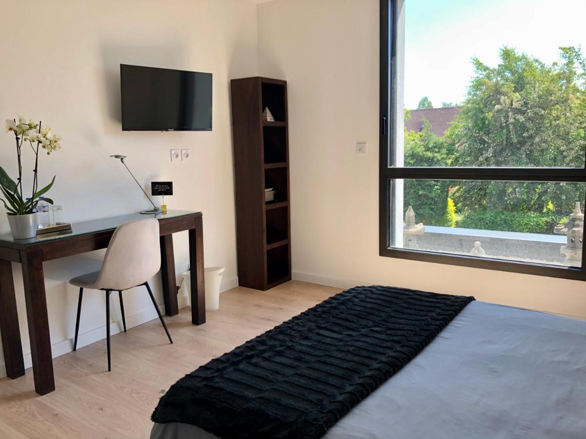 Hotelya - Lille Villeneuve D'Ascq Exterior foto