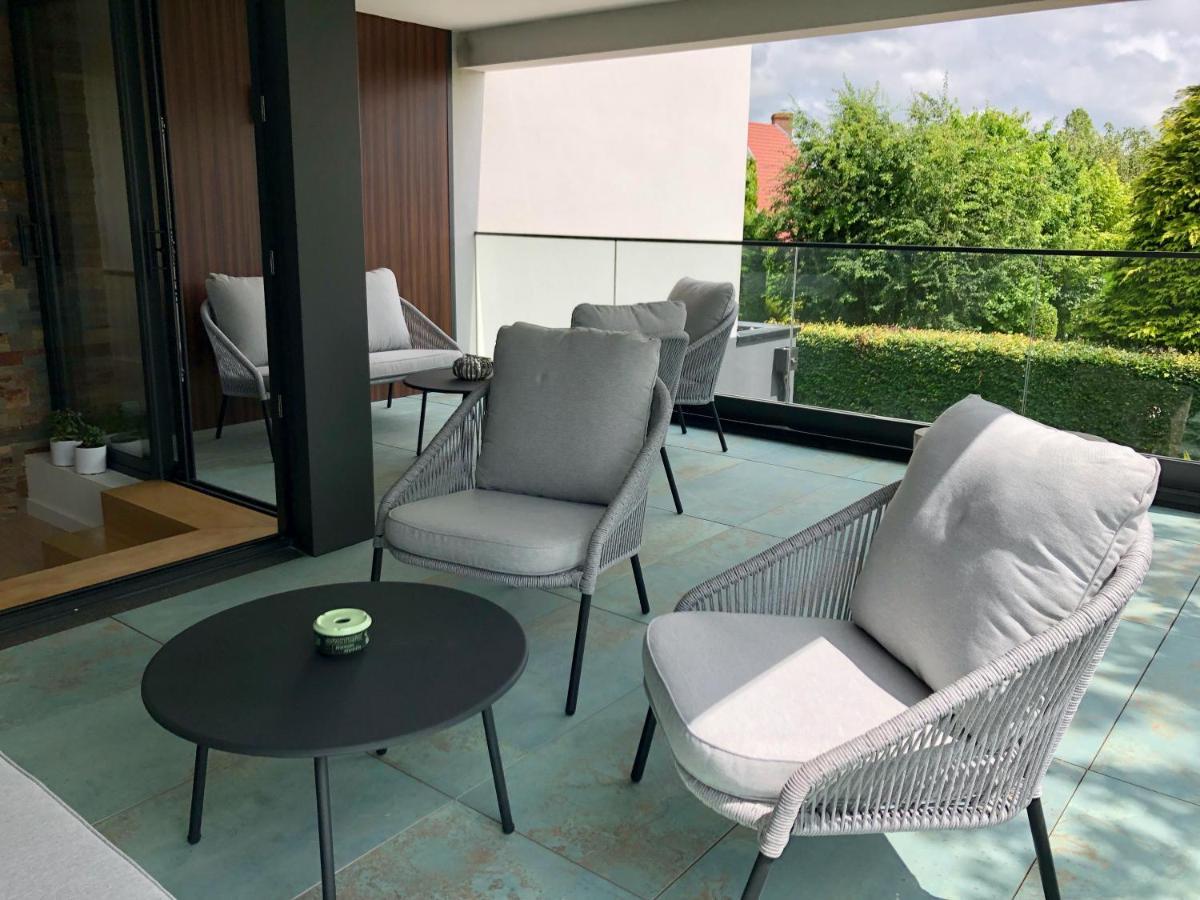 Hotelya - Lille Villeneuve D'Ascq Exterior foto
